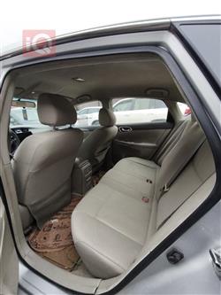 نیسان سێنترا